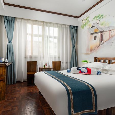 Nost Algia Hotel - Near Beijing Yonghe Lama Temple, Ghost Street, Beihai Park, Jingshan Park, Drum Tower, Houhai Bar Street, Tian'Anmen Square, Located In Beijing Traditional Hutongs, 5 Minutes Away From Subway, Free Laundry Serive Exteriör bild