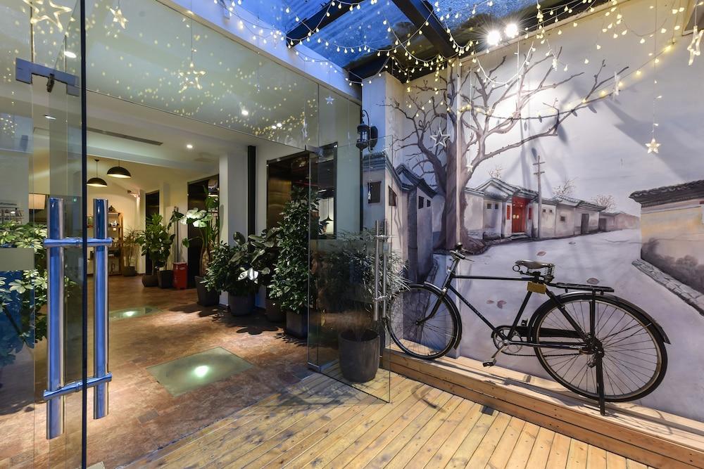 Nost Algia Hotel - Near Beijing Yonghe Lama Temple, Ghost Street, Beihai Park, Jingshan Park, Drum Tower, Houhai Bar Street, Tian'Anmen Square, Located In Beijing Traditional Hutongs, 5 Minutes Away From Subway, Free Laundry Serive Exteriör bild
