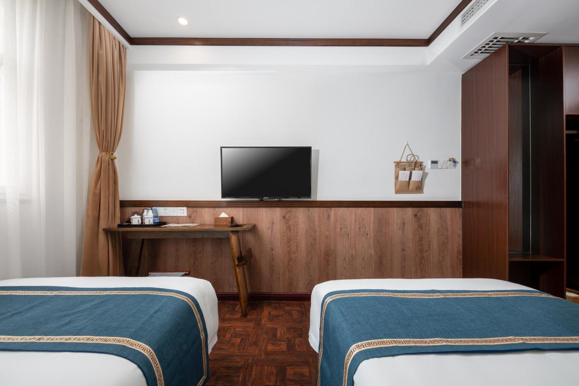 Nost Algia Hotel - Near Beijing Yonghe Lama Temple, Ghost Street, Beihai Park, Jingshan Park, Drum Tower, Houhai Bar Street, Tian'Anmen Square, Located In Beijing Traditional Hutongs, 5 Minutes Away From Subway, Free Laundry Serive Exteriör bild