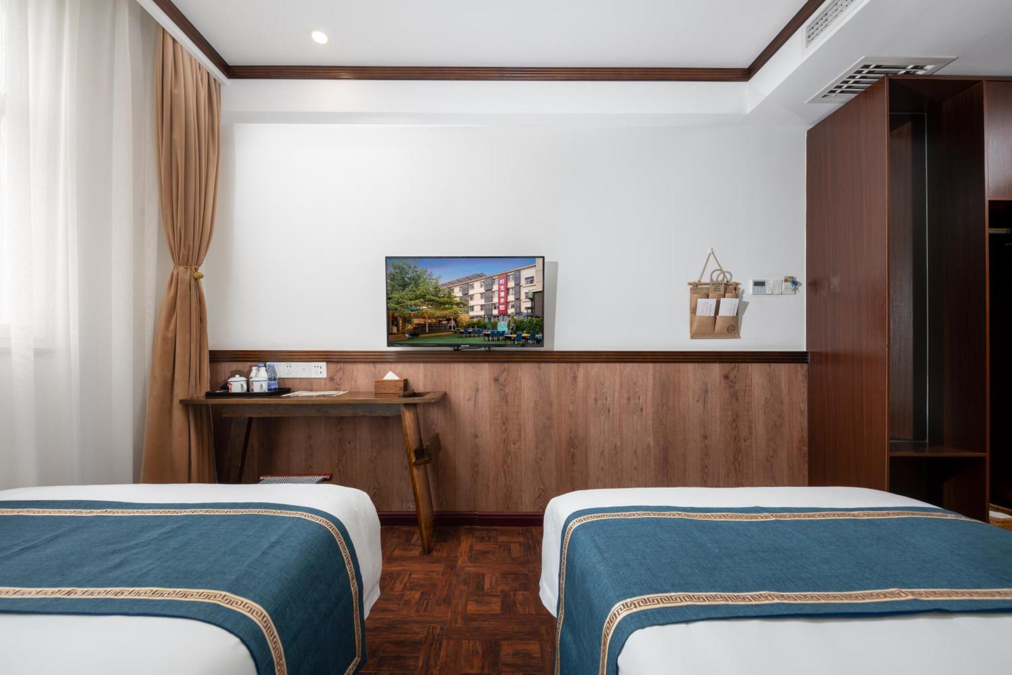 Nost Algia Hotel - Near Beijing Yonghe Lama Temple, Ghost Street, Beihai Park, Jingshan Park, Drum Tower, Houhai Bar Street, Tian'Anmen Square, Located In Beijing Traditional Hutongs, 5 Minutes Away From Subway, Free Laundry Serive Exteriör bild