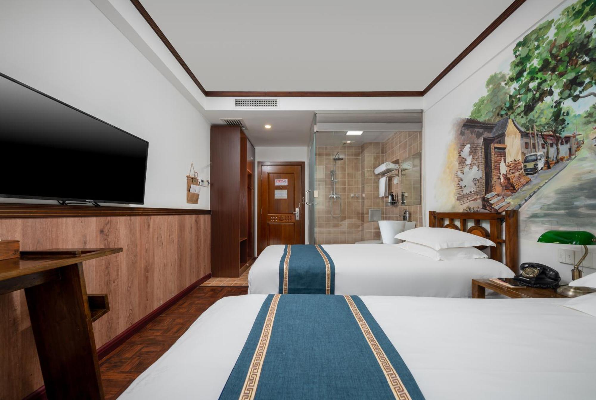 Nost Algia Hotel - Near Beijing Yonghe Lama Temple, Ghost Street, Beihai Park, Jingshan Park, Drum Tower, Houhai Bar Street, Tian'Anmen Square, Located In Beijing Traditional Hutongs, 5 Minutes Away From Subway, Free Laundry Serive Exteriör bild