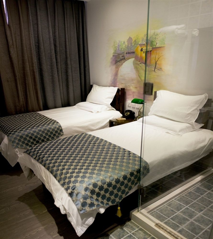 Nost Algia Hotel - Near Beijing Yonghe Lama Temple, Ghost Street, Beihai Park, Jingshan Park, Drum Tower, Houhai Bar Street, Tian'Anmen Square, Located In Beijing Traditional Hutongs, 5 Minutes Away From Subway, Free Laundry Serive Exteriör bild