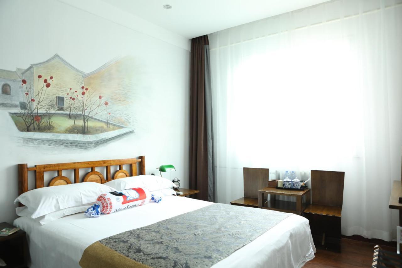 Nost Algia Hotel - Near Beijing Yonghe Lama Temple, Ghost Street, Beihai Park, Jingshan Park, Drum Tower, Houhai Bar Street, Tian'Anmen Square, Located In Beijing Traditional Hutongs, 5 Minutes Away From Subway, Free Laundry Serive Exteriör bild